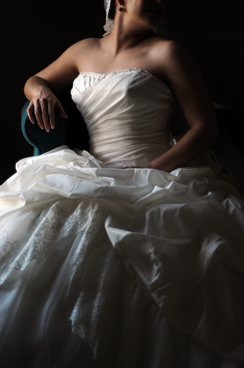 detail of the wedding dress of a texas bride in mcallen